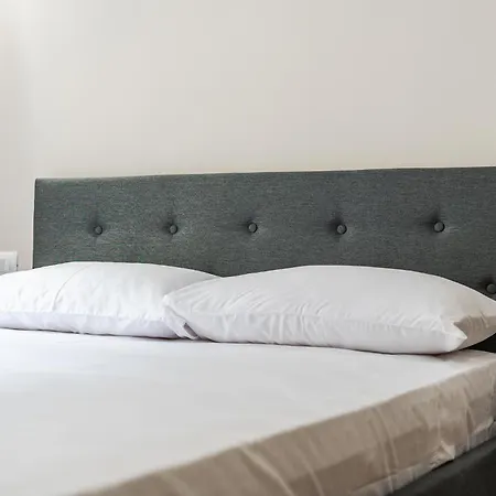 Lucas Stylish Apartment Tirana